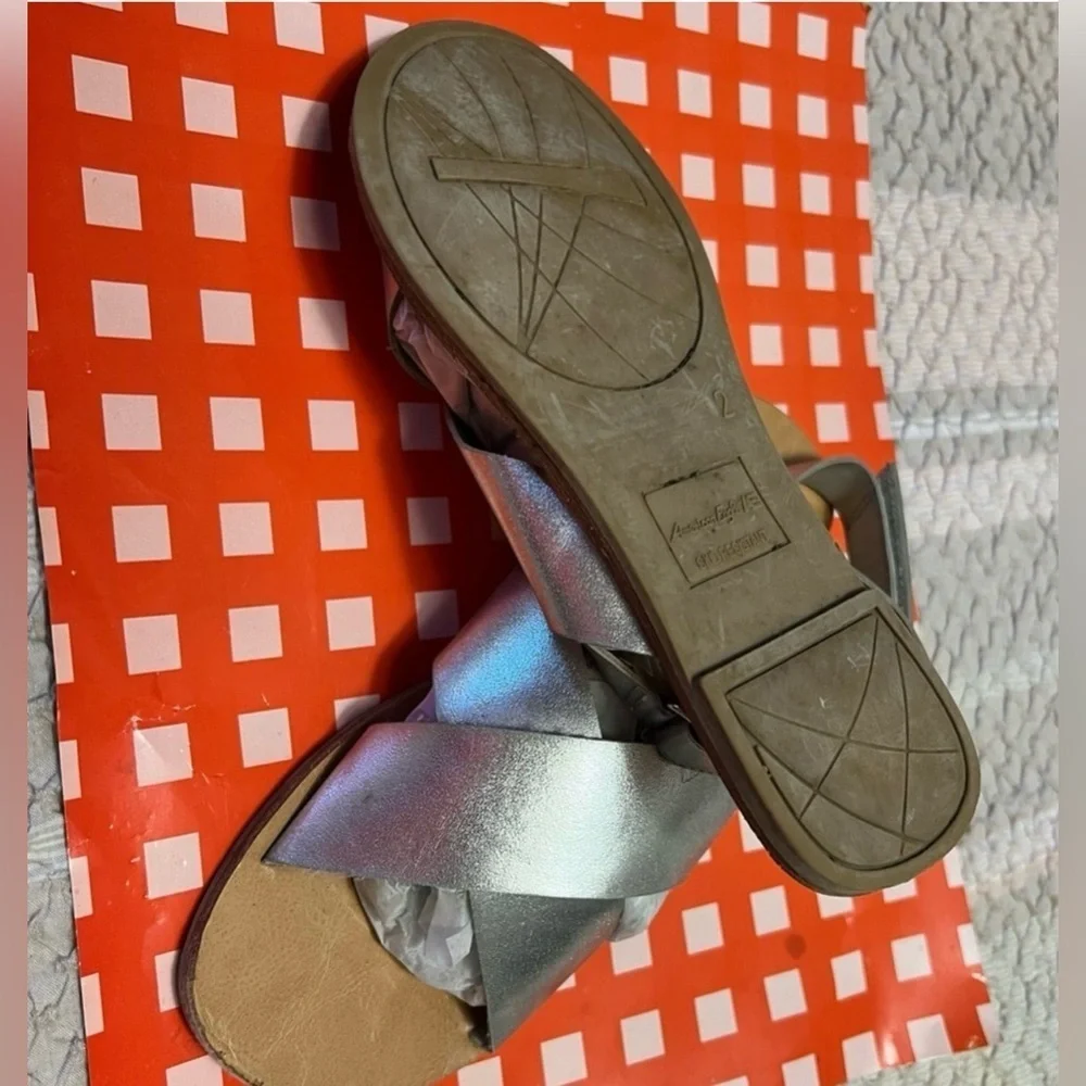 American Eagle Outfitters Metallic Sandals Size 2
